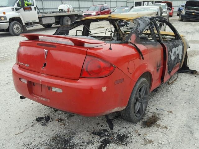 1G2AL15F877270338 - 2007 PONTIAC G5 RED photo 4