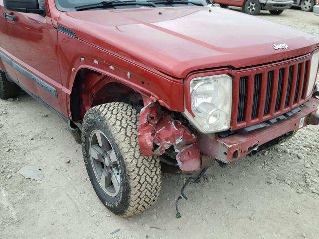 1J8GN28K58W133520 - 2008 JEEP LIBERTY SP RED photo 9