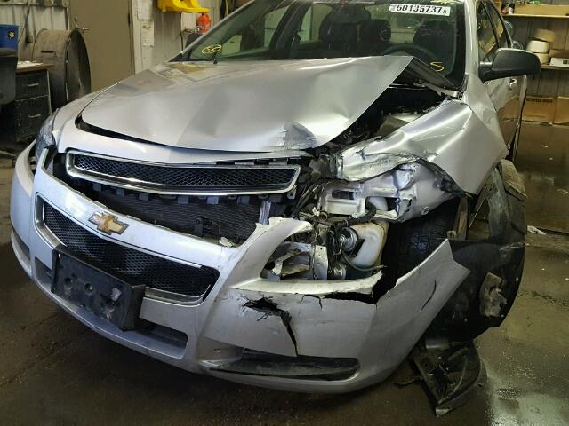 1G1ZB5E03CF161802 - 2012 CHEVROLET MALIBU LS SILVER photo 9