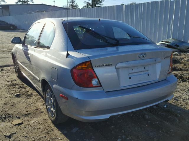 KMHCG35C04U291400 - 2004 HYUNDAI ACCENT GL SILVER photo 3