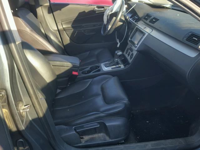 WVWJK73C19P034580 - 2009 VOLKSWAGEN PASSAT TUR CHARCOAL photo 5