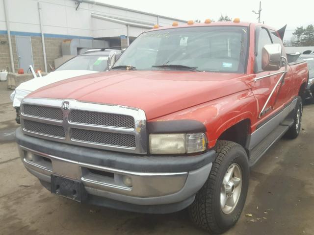 1B7HF13Z1WJ104372 - 1998 DODGE RAM 1500 RED photo 2