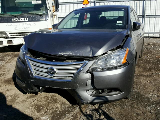 3N1AB7APXFY252939 - 2015 NISSAN SENTRA S GRAY photo 9