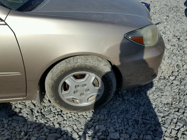 4T1BF32K92U535584 - 2002 TOYOTA CAMRY LE TAN photo 9