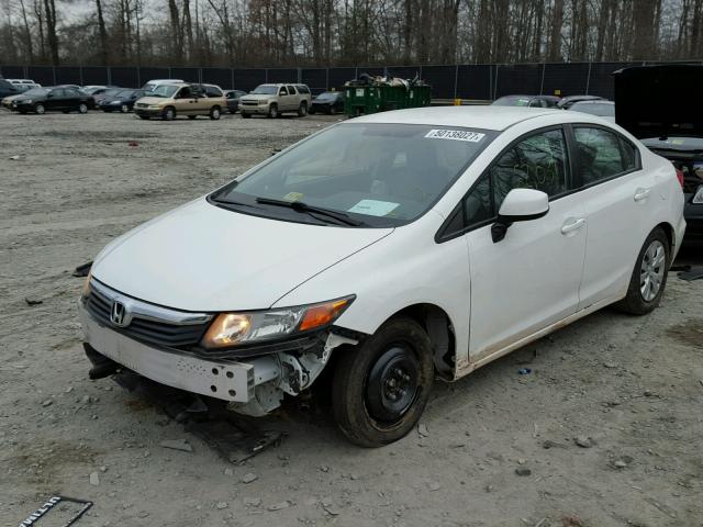 2HGFB2F5XCH585979 - 2012 HONDA CIVIC LX WHITE photo 2