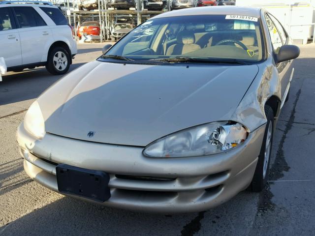 2B3HD46R5YH345585 - 2000 DODGE INTREPID GOLD photo 2