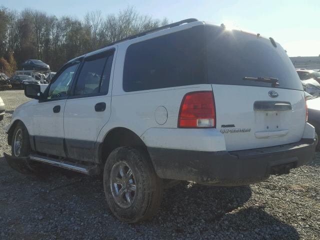 1FMPU13535LA98846 - 2005 FORD EXPEDITION WHITE photo 3