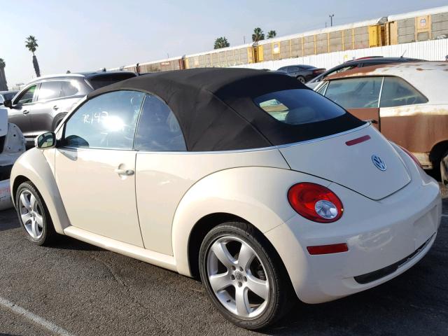 3VWSF31Y16M313073 - 2006 VOLKSWAGEN NEW BEETLE Krem foto 3
