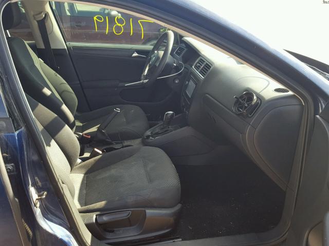 3VW2K7AJ0BM096843 - 2011 VOLKSWAGEN JETTA BASE 蓝色 照片 5