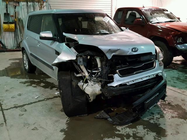 KNDJT2A65D7766930 - 2013 KIA SOUL + SILVER photo 1