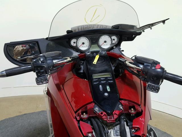 5VPSW36N1B3006324 - 2011 VICTORY MOTORCYCLES VISION TOU RED photo 16