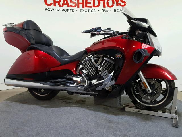 5VPSW36N1B3006324 - 2011 VICTORY MOTORCYCLES VISION TOU RED photo 2
