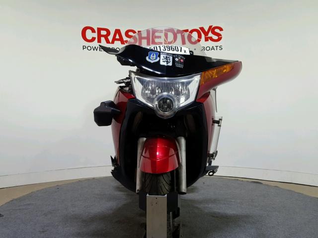 5VPSW36N1B3006324 - 2011 VICTORY MOTORCYCLES VISION TOU RED photo 3