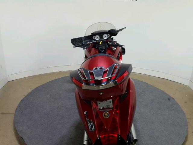 5VPSW36N1B3006324 - 2011 VICTORY MOTORCYCLES VISION TOU RED photo 9