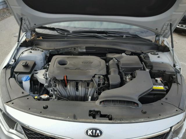 5XXGT4L34GG073416 - 2016 KIA OPTIMA LX SILVER photo 7