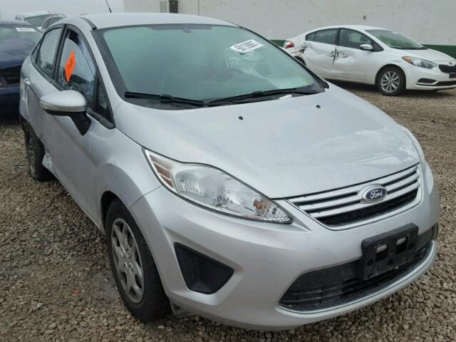 3FADP4BJ8DM194537 - 2013 FORD FIESTA SE SILVER photo 1