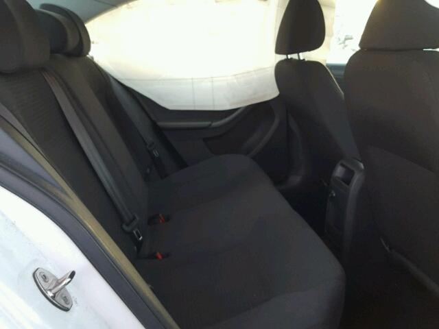 3VW1K7AJ8FM246943 - 2015 VOLKSWAGEN JETTA BASE 白色 照片 6