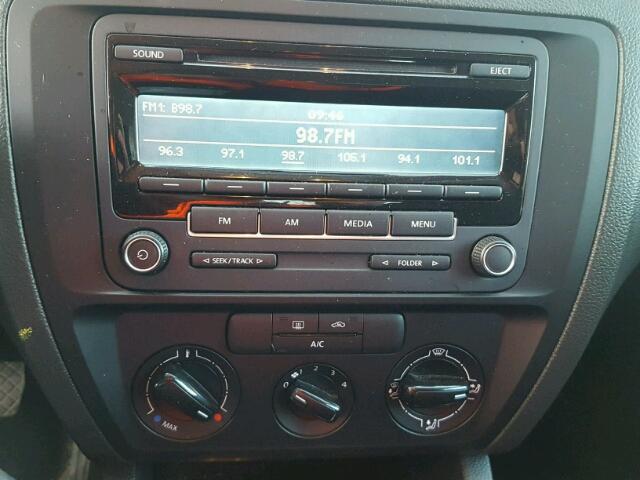 3VW1K7AJ8FM246943 - 2015 VOLKSWAGEN JETTA BASE 白色 照片 9