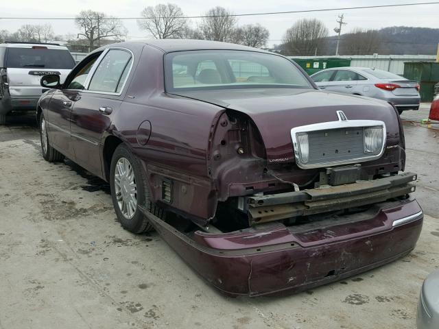 1LNHM83V56Y640658 - 2006 LINCOLN TOWN CAR D MAROON photo 3