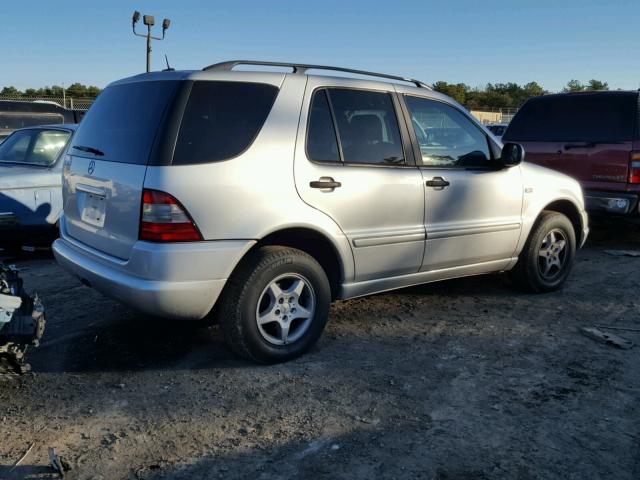 4JGAB54E81A287094 - 2001 MERCEDES-BENZ ML 320 GRAY photo 4