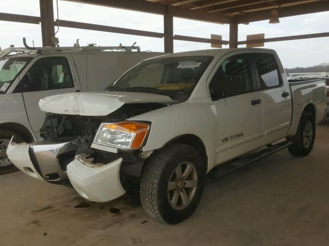 1N6AA0EK6DN302698 - 2013 NISSAN TITAN S WHITE photo 2