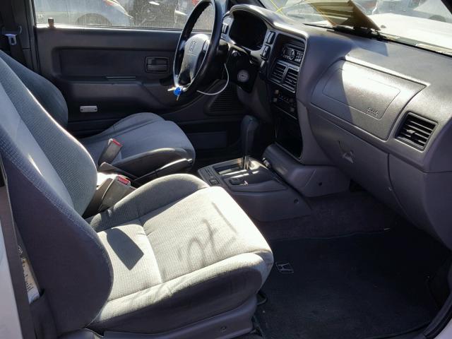 4S6CK58V2S4426033 - 1995 HONDA PASSPORT E WHITE photo 5