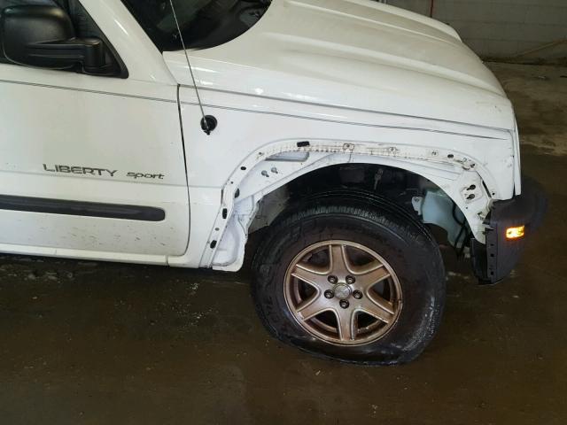 1J4GL48K62W125775 - 2002 JEEP LIBERTY SP WHITE photo 9