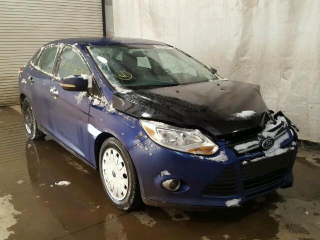 1FAHP3F21CL276110 - 2012 FORD FOCUS SE BLUE photo 1