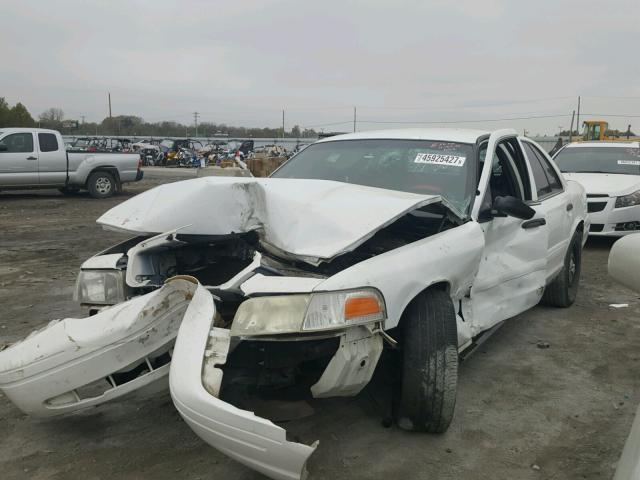 2FAHP71V88X102926 - 2008 FORD CROWN VICT WHITE photo 2