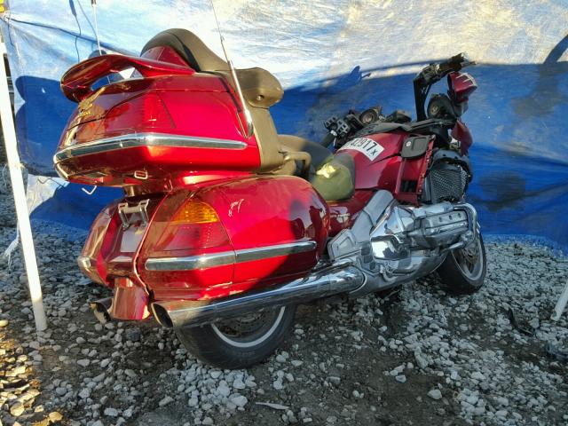 1HFSC47063A200351 - 2003 HONDA GL1800 RED photo 4