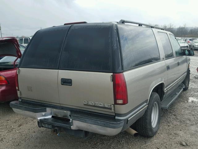 1GNEC16R9XJ555548 - 1999 CHEVROLET SUBURBAN C SILVER photo 4