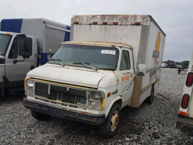 2GDHG31K0M4507792 - 1991 GMC CUTAWAY VA WHITE photo 2