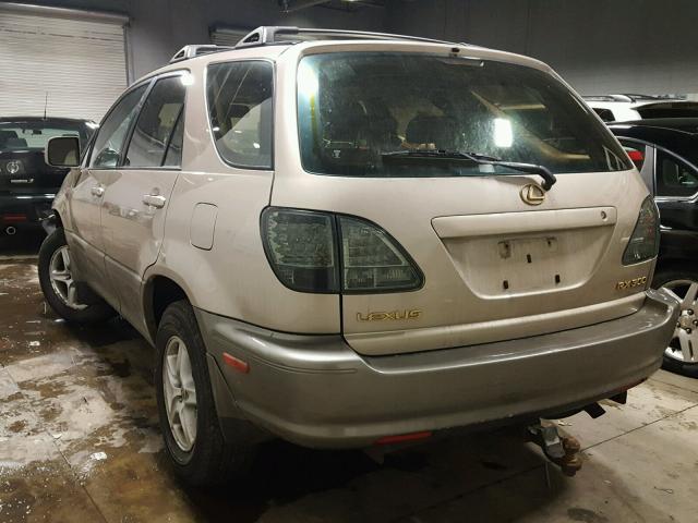 JT6HF10U5Y0137481 - 2000 LEXUS RX 300 GOLD photo 3