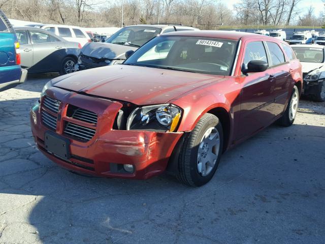 2D4FV47V46H429721 - 2006 DODGE MAGNUM SXT RED photo 2