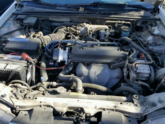 1HGCB7655NA233653 - 1992 HONDA ACCORD LX WHITE photo 7