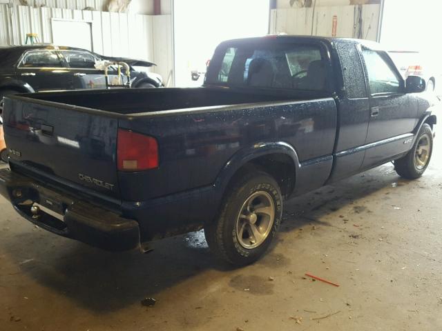 1GCCS19X3X8140875 - 1999 CHEVROLET S TRUCK S1 BLUE photo 4