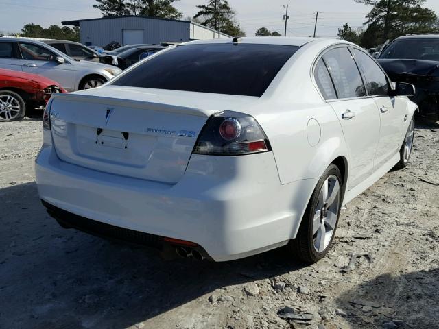 6G2EC57Y99L205020 - 2009 PONTIAC G8 GT WHITE photo 4