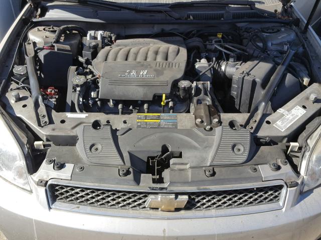 2G1WD58C569105389 - 2006 CHEVROLET IMPALA SUP 银色 照片 7