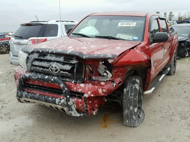 3TMJU4GN6AM100734 - 2010 TOYOTA TACOMA DOU RED photo 2