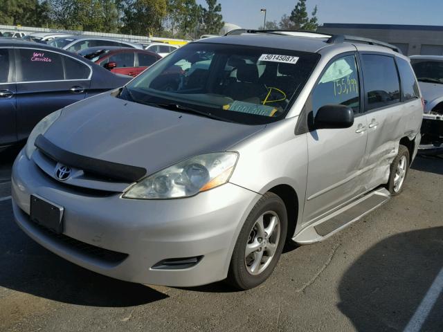 5TDZA23C66S447587 - 2006 TOYOTA SIENNA CE SILVER photo 2