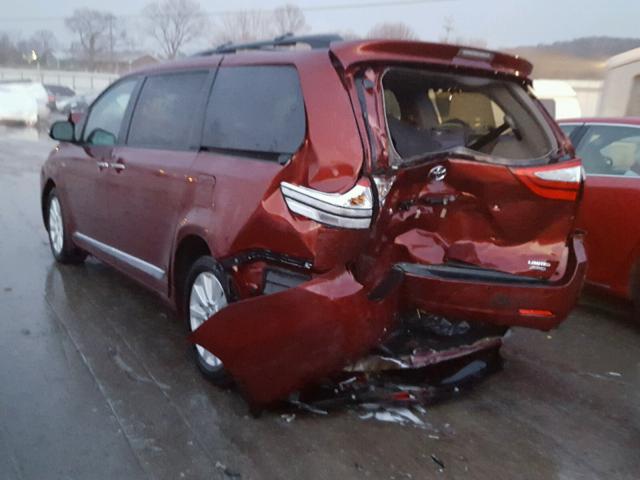 5TDDZ3DC4HS152997 - 2017 TOYOTA SIENNA XLE MAROON photo 3