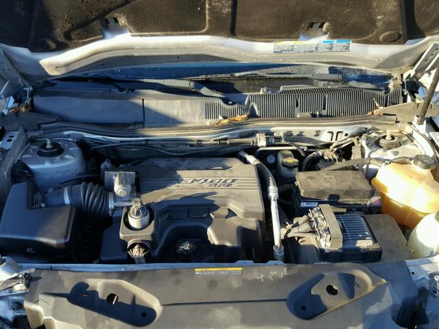 2CKDL63F866113344 - 2006 PONTIAC TORRENT SILVER photo 7