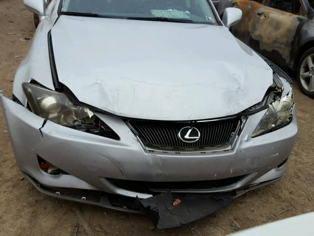 JTHCK262672009374 - 2007 LEXUS IS 250 SILVER photo 9