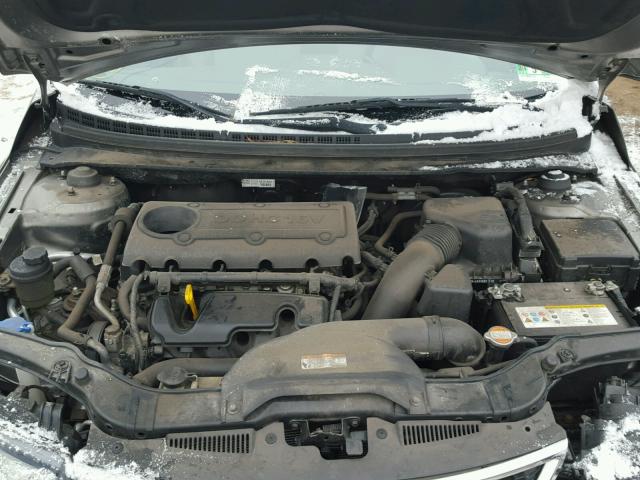 KNAFU4A27C5577635 - 2012 KIA FORTE EX GRAY photo 7