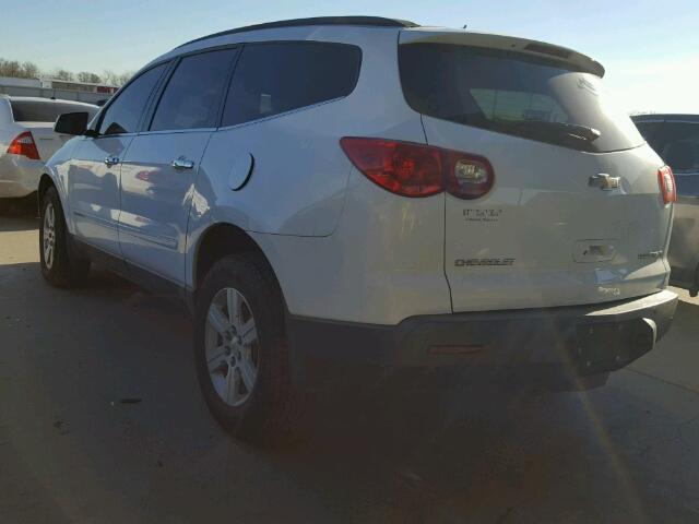 1GNER23DX9S153385 - 2009 CHEVROLET TRAVERSE L WHITE photo 3