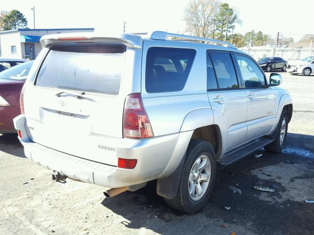 JTEZU14R758025508 - 2005 TOYOTA 4RUNNER SR SILVER photo 4