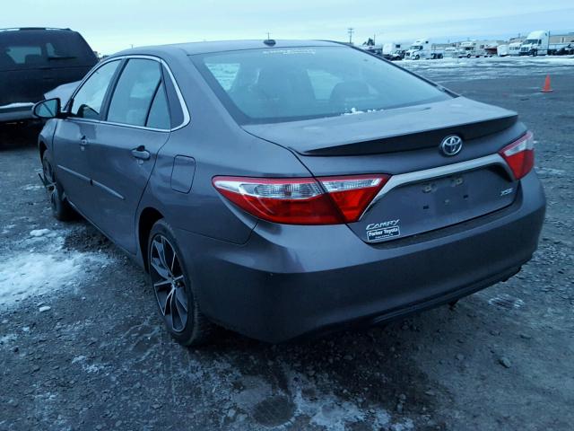 4T1BF1FK2GU232443 - 2016 TOYOTA CAMRY LE CHARCOAL photo 3