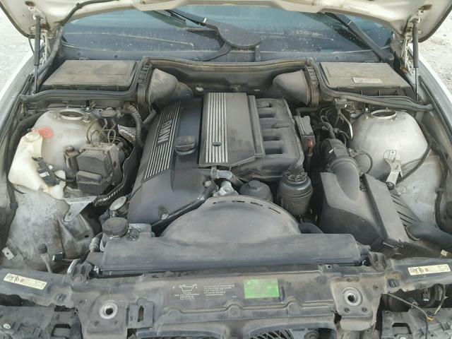 WBADT43473G025663 - 2003 BMW 525 I AUTO SILVER photo 7