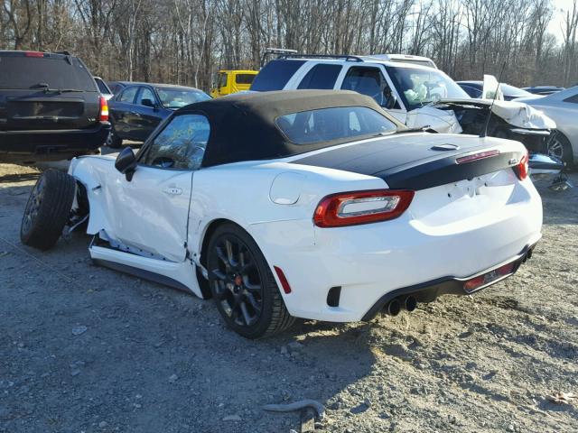 JC1NFAEK7H0122402 - 2017 FIAT 124 SPIDER WHITE photo 3