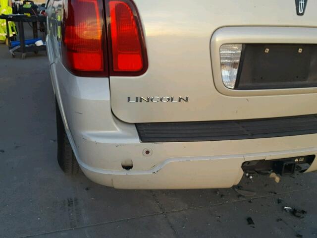 5LMFU27585LJ20297 - 2005 LINCOLN NAVIGATOR GRAY photo 9